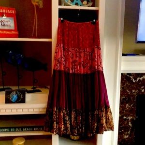 Long Gypsy skirt Lined with elastic waist